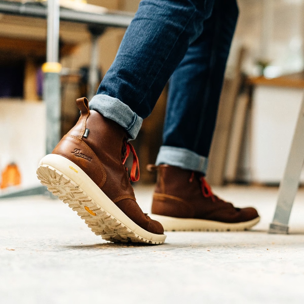 Men’s Danner Logger Brown Leather Boots - Picture 2 of 8